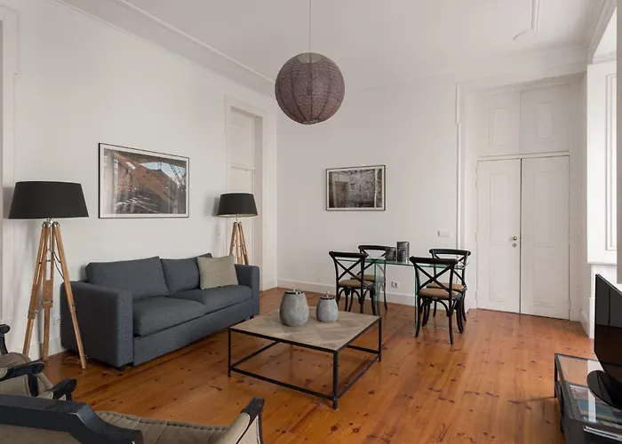 Chic 1-Bedroom In Cais Do Sodre - Modern And Central